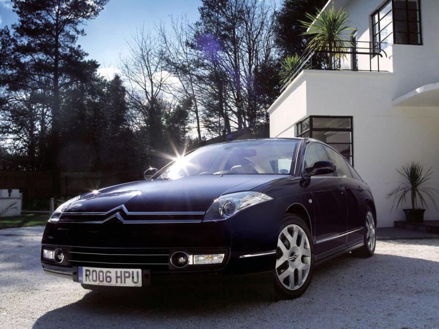  Citroen C6 2006 года  (UK) (фото 8 из 17)